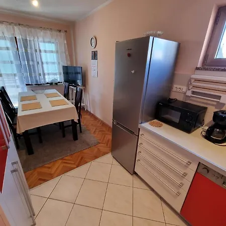 Apartment Ferienwohnung Fur 4 Personen Ca 65 Qm In Crikvenica, Kvarner Bucht Und Umgebung - B52776