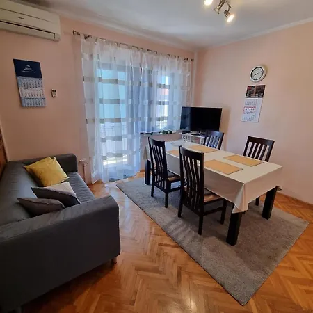 Ferienwohnung Fur 4 Personen Ca 65 Qm In Crikvenica, Kvarner Bucht Und Umgebung - B52776 Crikvenica