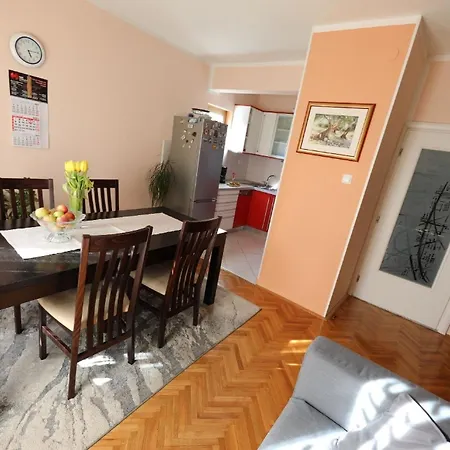 Ferienwohnung Fur 4 Personen Ca 65 Qm In Crikvenica, Kvarner Bucht Und Umgebung - B52776 Apartment
